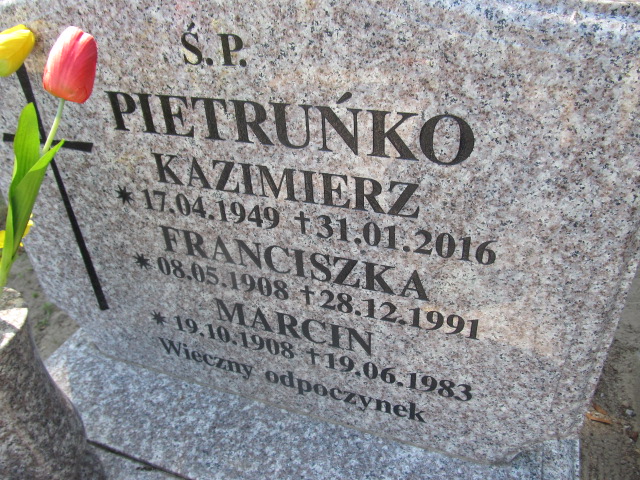 Justyna Pietruńko 1986 Trzciel - Grobonet - Wyszukiwarka osób pochowanych